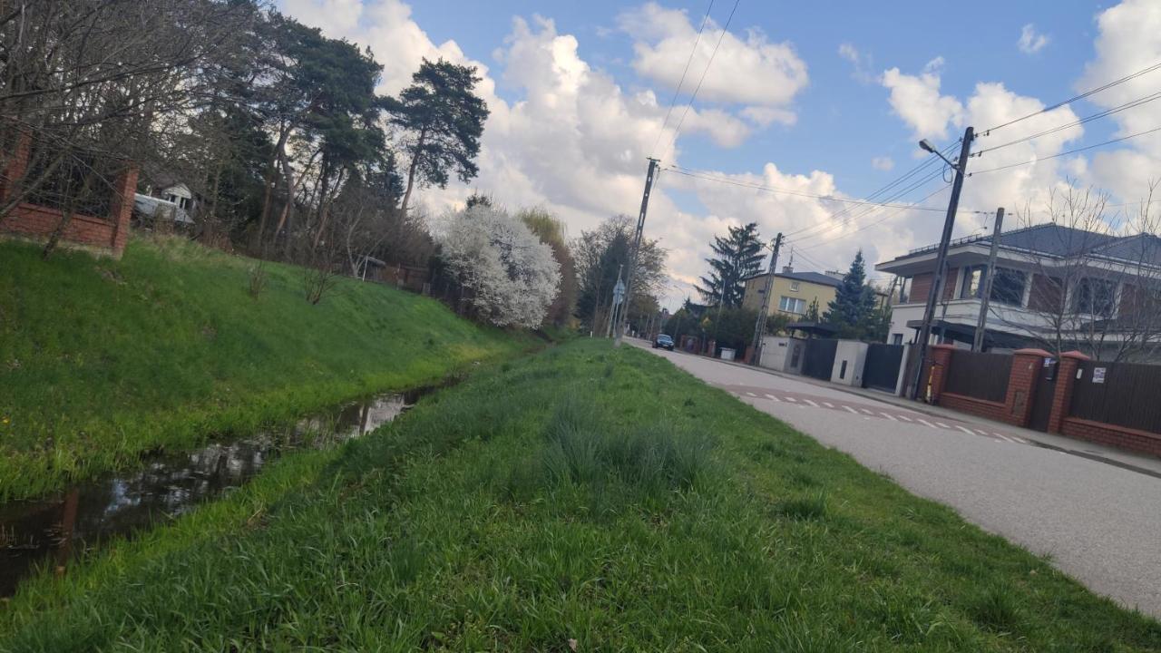 바르샤바 Dom Na Zaciszu 아파트 외부 사진